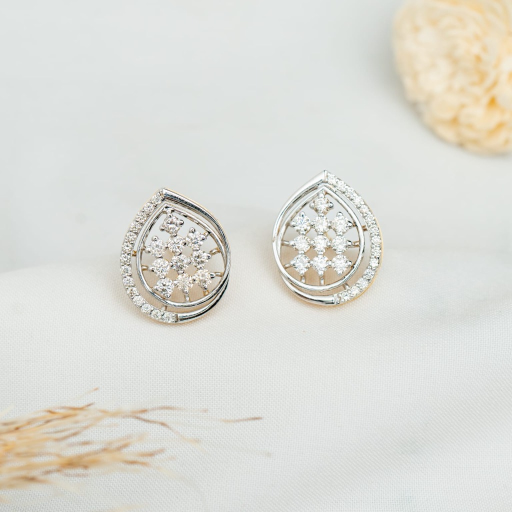 Pear Drop Lattice Diamond Earrings
