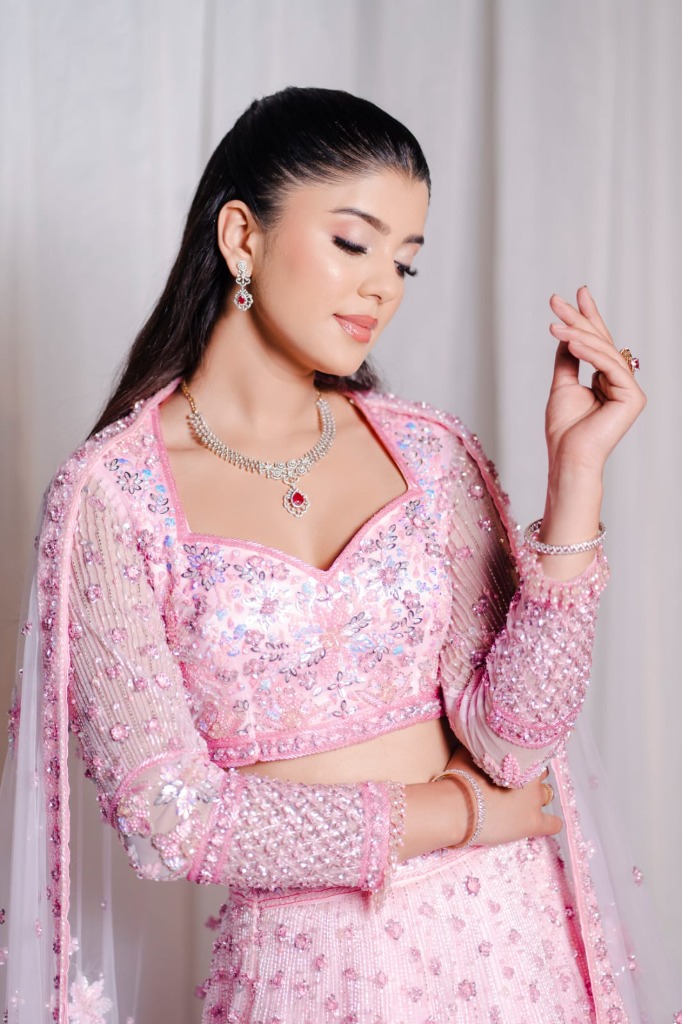 Nepali Model Pastel Pink Lehenga & Pendant