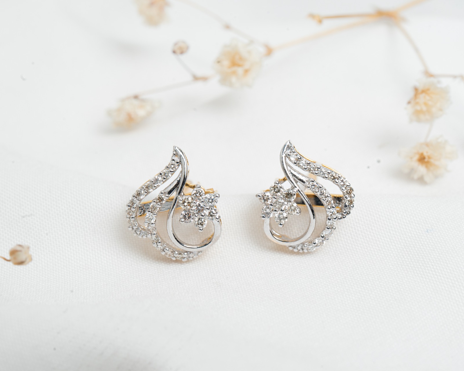 The Paisley Bloom Swirl Diamond Tops