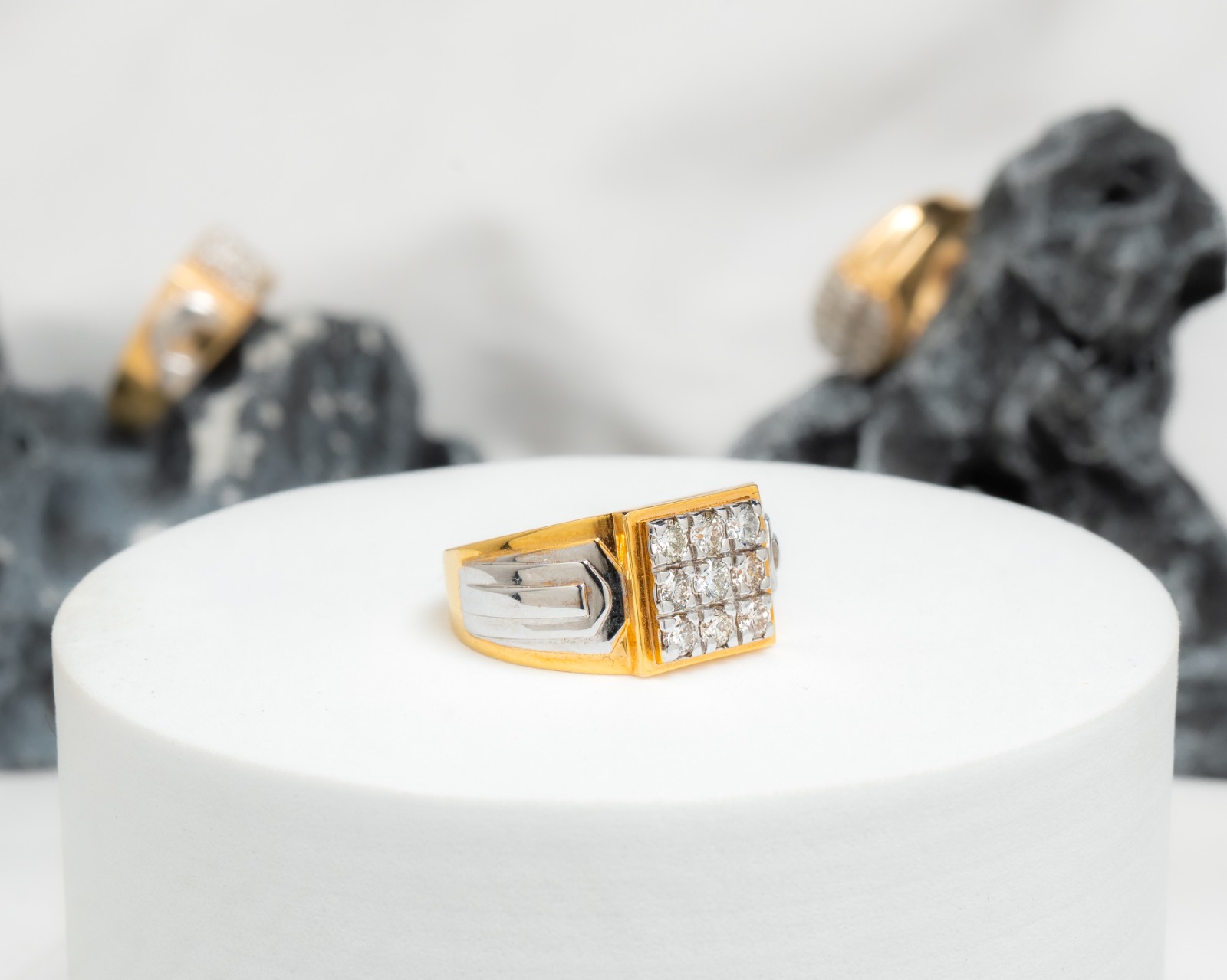 The Imperial Grid Two-Tone Signet Band